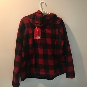 Plaid North Face pullover